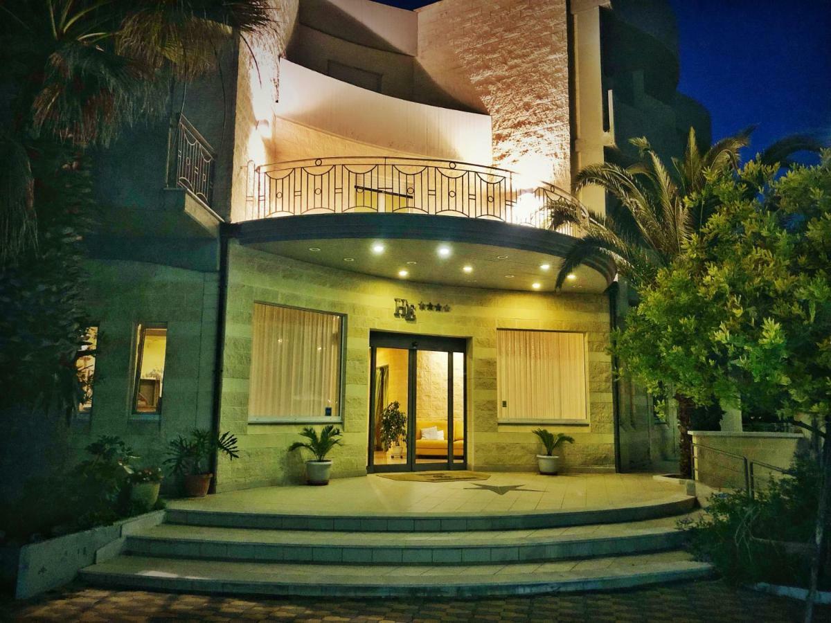 Hotel Mille Pini Marina di Ginosa エクステリア 写真