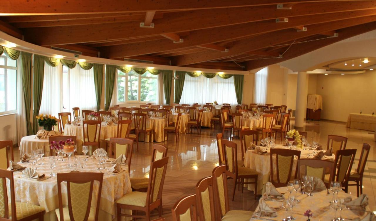 Hotel Mille Pini Marina di Ginosa エクステリア 写真